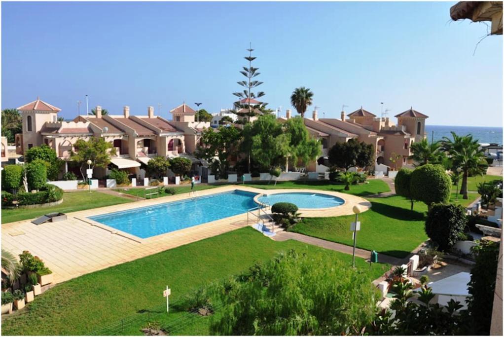 Precioso Duplex Con Piscina, En 1ª Linea De Playa Villa Puerto de Mazarron Exterior photo